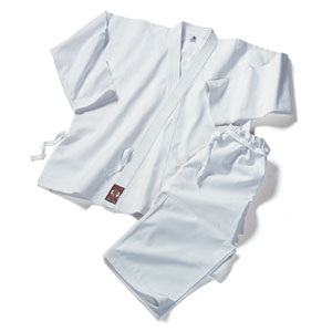 Martial Arts Uniforms And Accessories (Martial Arts Uniformen und Zubehör)