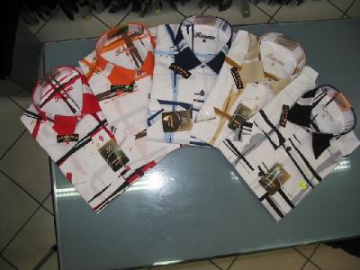 Short Sleeved Men`s Shirts (À manches courtes pour hommes T-Shirts)