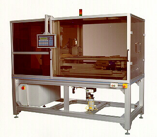 Fibre Optic Implanting Machine (Fibre optique: l`implantation de machines)