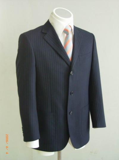 Suit (Costume)