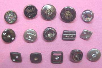 Buttons (Buttons)