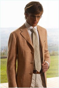 Men`s Italian Made Suits (Les hommes de l `italien Made Suits)