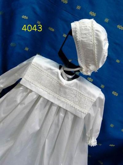Christenin Gown (Christenin Gown)