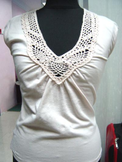 Sleeveless T With Hand Crochet (Sleeveless T With Hand Crochet)