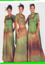 Jodhpuri Bandhej Lachha Suit In Pure Gorgette And Silk (Jodhpuri Bandhej Lachha Suit In Pure Gorgette und Seide)