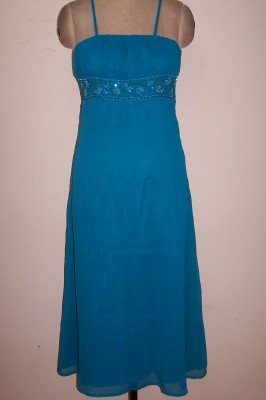 Short Dress (Short Dress)