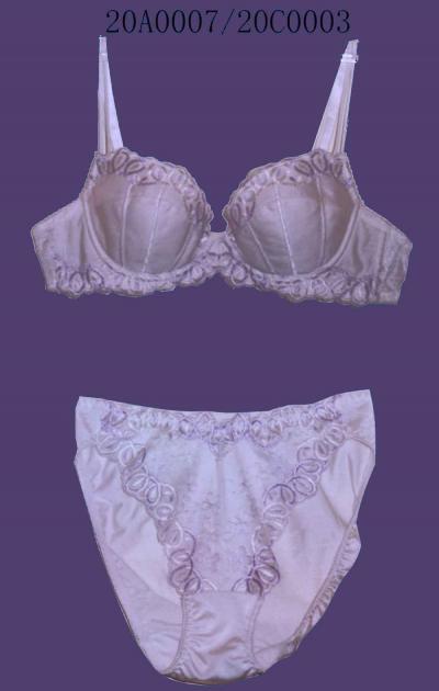 Lingerie (Lingerie)