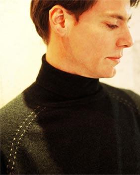 Man`s 100% Cashmere Knitted Pullover