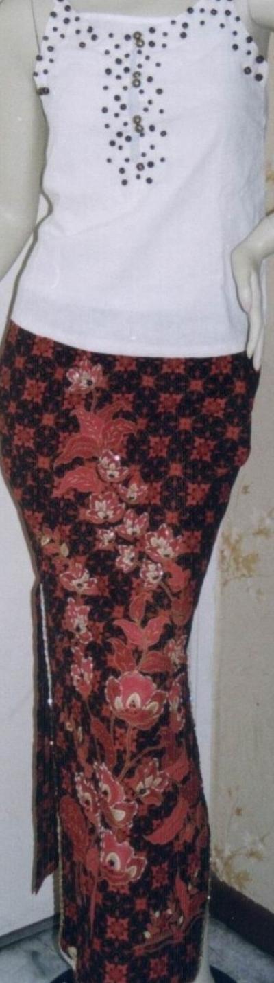 Batik Skirts With Beads (Batik Jupes With Beads)