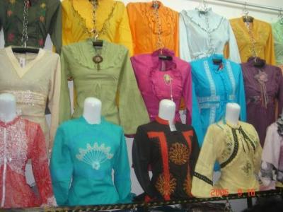 Silk Dresses (Silk Dresses)