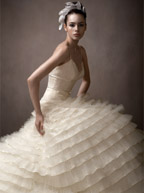 By Orkide Bridal Wear (Von Orkide Bridal Wear)