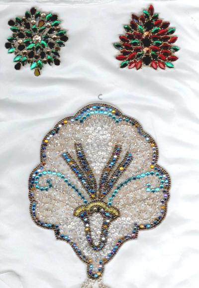 Hand Embroidered Motifs, Appliques, Badges, Patches (Hand Embroidered Motifs, Appliques, Badges, Patches)