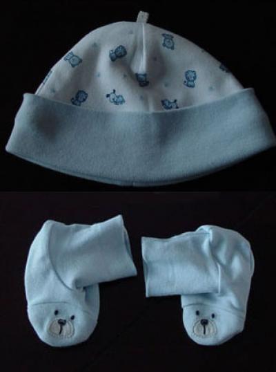 Infant Cap And Booties (Infant Cap Und Booties)