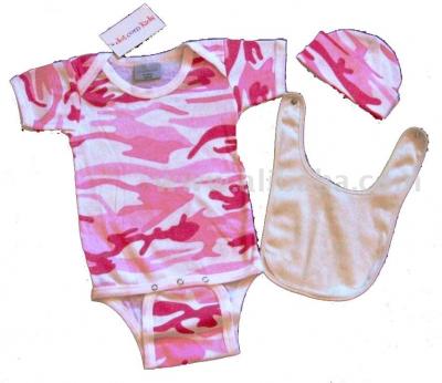 Pink Camo Three Piece Set