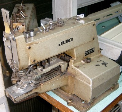 uesed BUTTON sewing machine