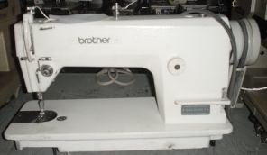 USED ONE-NEEDLE LOCKSTITCH