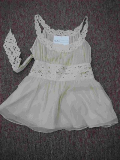Embroidery Silk Dresses (Robes de soie à broder)