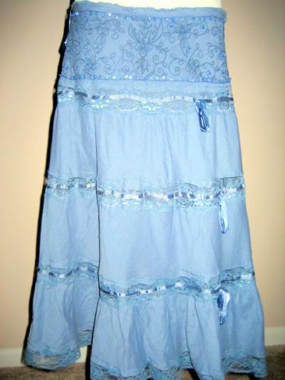 Crinkled Skirt With Lace Insert