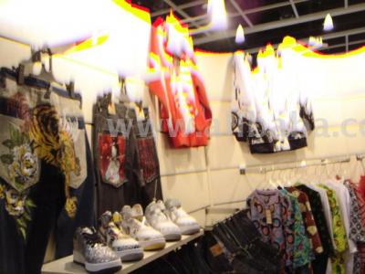 Street Fashion (Street Fashion)