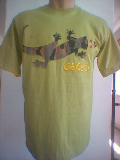 T-Shirt (T-Shirt)