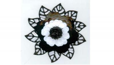 Beaded Motif J06-084