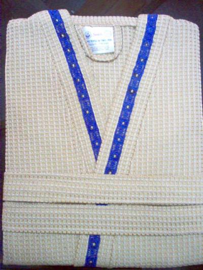 Waffle Weave Bathrobe (With Embroidery) (Халат вафельный Weave (вышивка))