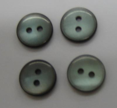 Like Shell Button (Comme Shell Button)