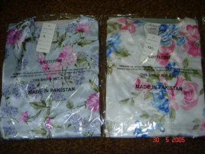 Ladies Satin Suits And Ladies Satin Shirts (Meine Damen Satin Satin-Anzügen und Damen Shirts)