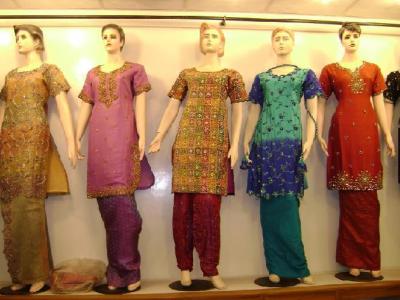 Silk Dresses (Silk Dresses)