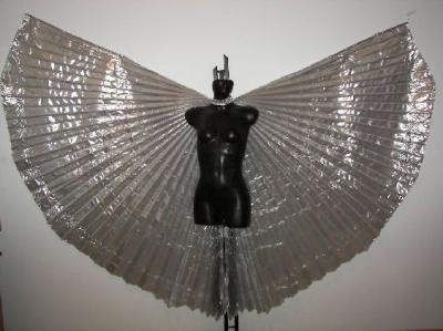 Belly Dance Costume Wings Of Isis! Pleated Lame! Silver (Belly Dance Costume ailes d`Isis! Plissé Lame! Argent)