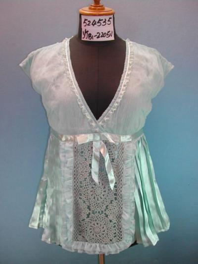 Silk Blouses (Silk Blouses)