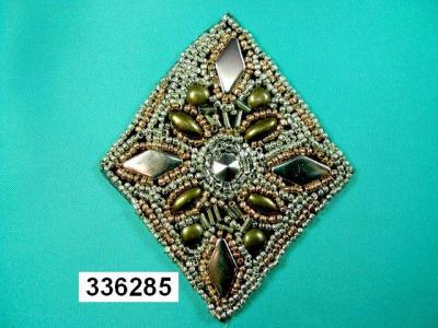Beaded Motif (Beaded Motif)