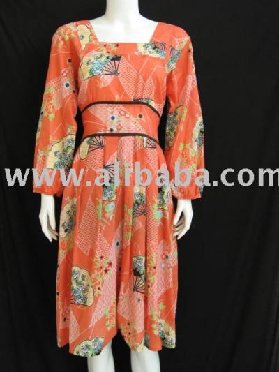 Long Sleeve Dress (Платье с длинным рукавом)