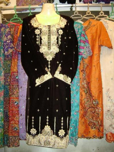 Velvet Dress (Velvet Dress)