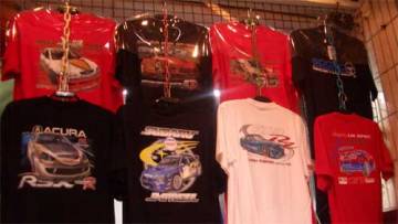 T-Shirt (T-Shirt)