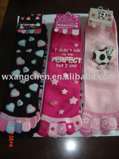 Five toe socks (Cinq chaussettes orteil)