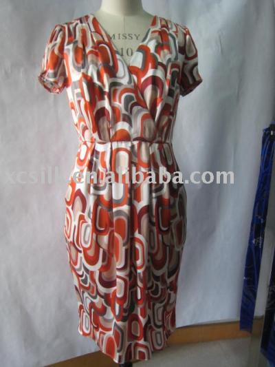 Ladies` silk dress (Ladies` silk dress)