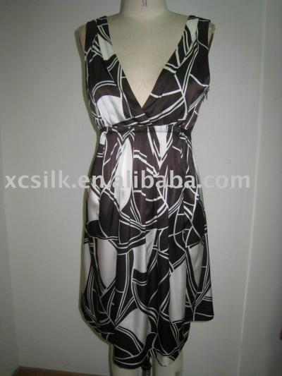 Ladies` silk dress (Ladies` silk dress)