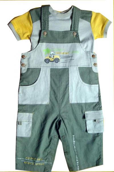 baby`s cotton knitted t-shirt and cotton bib pants (baby`s cotton knitted t-shirt and cotton bib pants)
