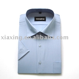 men`s dress shirt (les hommes s `robe chemisier)
