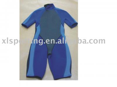 neoprene shorty (shorty en néoprène)