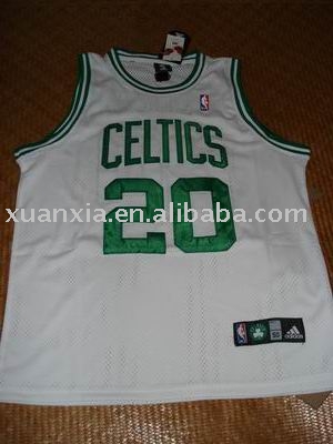 ice hockey jersey (maillot de hockey sur glace)
