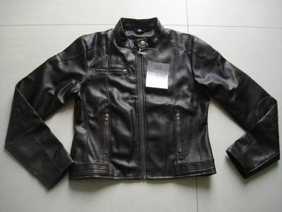 Girl`s Padded Jacket (Girl`s Padded Jacket)