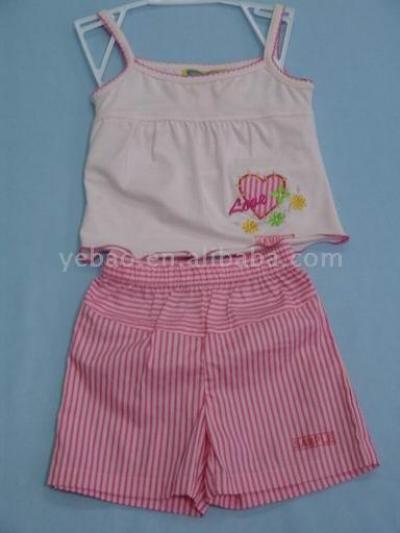 girl`s summer wear
