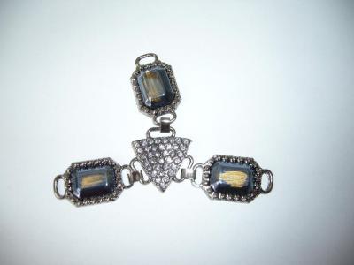 garment accessories