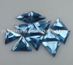 Flat Bottom Glass (Квартира стеклянным дном)