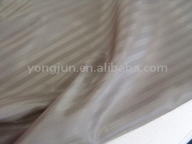 100% polyester lining