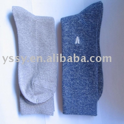 Men`s Double-Cylinder Socks With Embroidery (Men`s Double-Cylinder Socks With Embroidery)