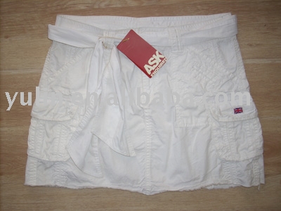 mini skirt (Mini jupe)