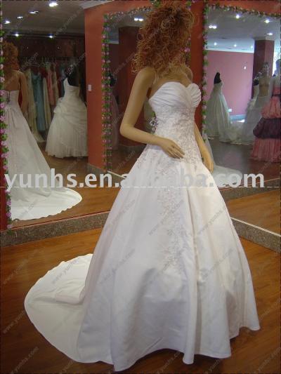 wedding dress (Wedding Dress)